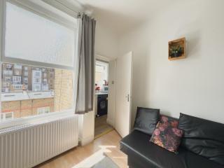 Stylish 2BR Flat Sleeps 5 London Paddington - London - 5
