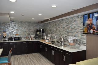 Best Western Plus Hardeeville Inn & Suites - 3