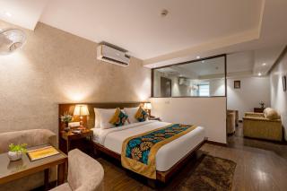 Arch Plaza - Near Yashobhoomi Convention Centre Dwarka - 5