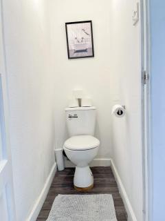 Cozy 3-bedroom flat with FREE WiFi and Private Balcony near Finsbury Park , Manor House , Highbury , Islington - Londra - 6
