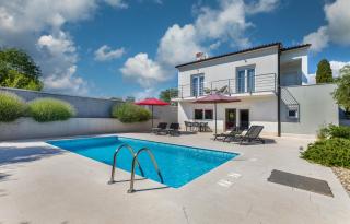 Vila Taste with pool next to the sea - 8