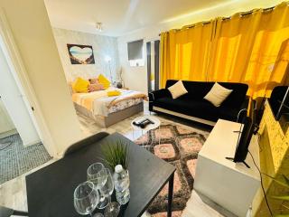 UNDER NEW MANAGEMENT Studio apartment in London, Bethnal Green - 9