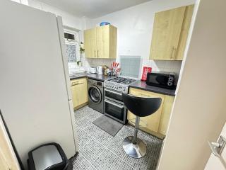 UNDER NEW MANAGEMENT Studio apartment in London, Bethnal Green - 3