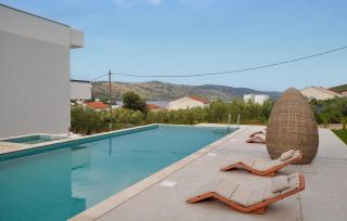 Amazing Home In Seget Vranjica - 4