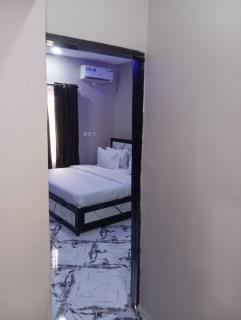 Luxury 2 Bedroom Apartment - 3