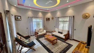 Luxurious Homestay - Arusha - 7
