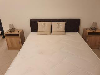 Charming Flat with Pool - Drap - 2