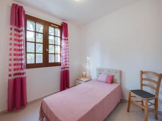 Charming Flat with Pool - Drap - 6