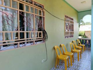 Shine and Denden Transient House - 6