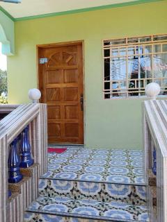 Shine and Denden Transient House - 2