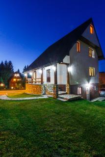 Hostel Highlander - Žabljak - 0