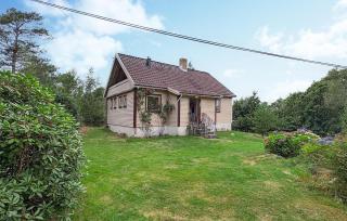 Three Bedroom Cozy Home In Flekkerøy - Mebø - 3