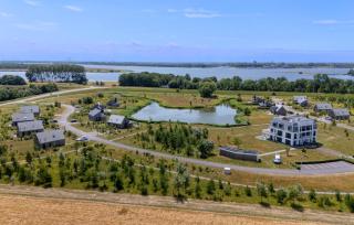 Four Bedroom Stunning Home In Kamperland - 2