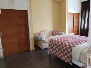 Stylish 3 bedroom villa in a beachfront hotel - 4