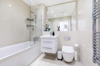 Amazing apartment in Surrey - On street Parking - Whyteleafe - 2