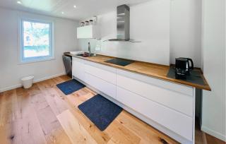 Amazing Home In Väversunda With Wifi - Väversunda - 1