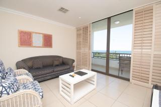 512 Breakers Resort Umhlanga Rocks Private Residence - Durban - 0