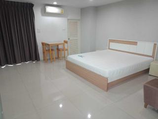 Townhouse Siam Privi Hotel - Bangkok - 6