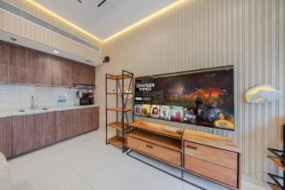 Luxurious studio apartment with private garden - Sharjah - 5