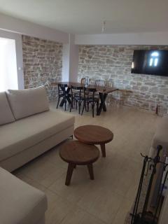 Οcalia Apartment - - 2