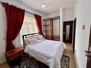 1 Bedroom- Tranquil Meru Retreat - 0