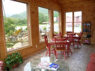 Jonathan Creek Inn and Villas - Maggie Valley - 3