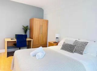 6 bed house in Uplands - Sketty - 4