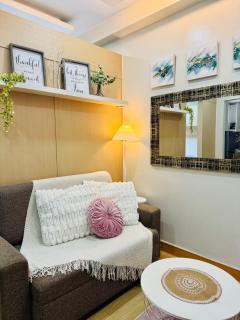 1BR Hotel Vibe Condo FULLY FURNISHED Trees Residences near SM Fairview - 8