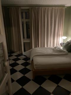 Leilighet i villa med gratis parkering-nær sentrum ,3 soverom - 9