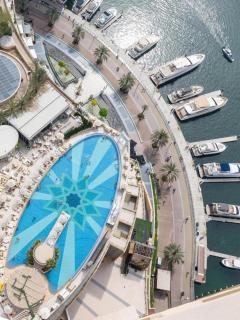 Upgraded Luxury Studio Apartment - Marina View - 5-Star Hotel Amenities - 0