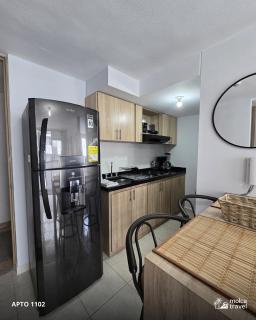 Alojamiento Familiar para 17 - A 5min del Aeropuerto - Con Piscina - By Molca Travel - 2