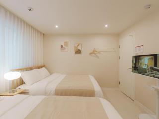 Jini House - 3