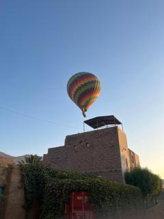 Habu Palace - Luxor - 1