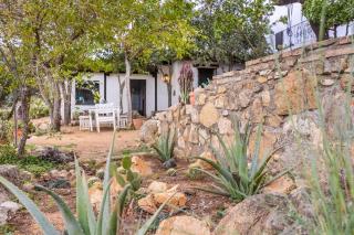 Cottage with Jacuzzi, Sierra Norte, close to Seville - Guillena - 0