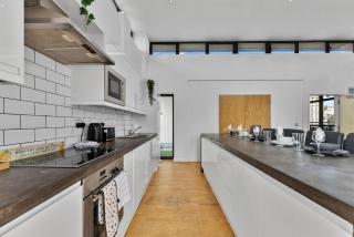 Central Cardiff Penthouse - Private Rooftop - Cardiff - 2
