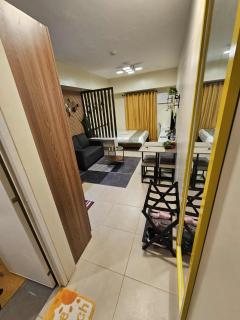 Modern Studio in Tower 3 - 9