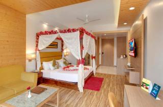The Orchard Greens Resort - A Centrally Heated Property - 6
