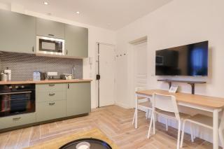 Nice 2BR apartment for 4 people - 6
