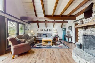 Clark Mountain Chalet - 0