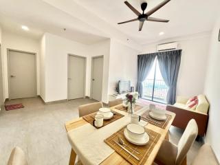 1-8pax Sunsuria 3room SCCC setia alam Cozy home TV - Shah Alam - 4