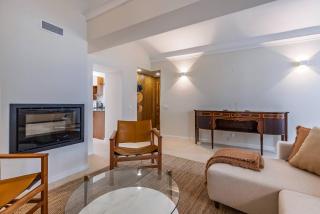 177 - Evora Light & Patio Retreat - 7