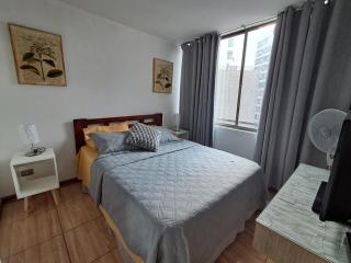 Departamento familiar con parking privado - 1