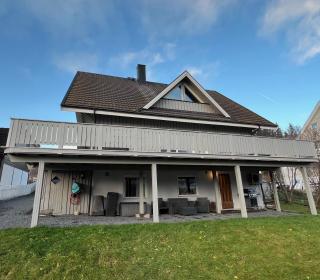 Sentral leilighet nær stadion - Narvik - 1