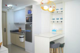 Modern 1 bedroom w Pool and City Views - 3