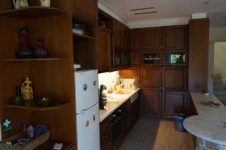Apartment with a garden, BBQ, swimming pool and jacuzzi - Dhráfi - 5