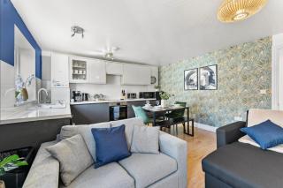 Modern 2-Bed Apartment in Canterbury City Centre - Moffat - 9