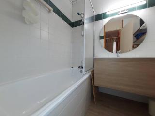 Appart 4 pers, accès direct pistes, terrasse, 50m remontées - FR-1-356-426 - 4