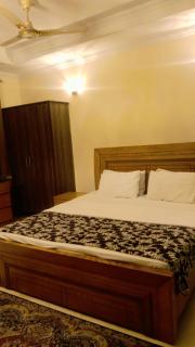 Saint Rose Guest House - Islamabad - 4