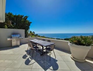 Camps Bay Villa with Impeccable Views! - 6