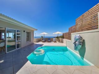 Camps Bay Villa with Impeccable Views! - 4